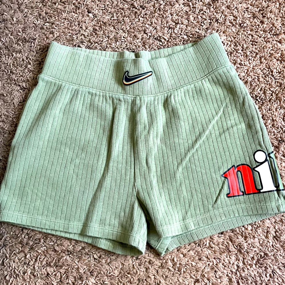 Nike casual shorts , size:S